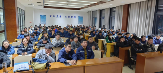 筑牢安全防線 賦能產(chǎn)業(yè)發(fā)展——阜陽技師學(xué)院2025年安全生產(chǎn)與特種作業(yè)人員安全技術(shù)培訓(xùn)全面啟動(dòng)